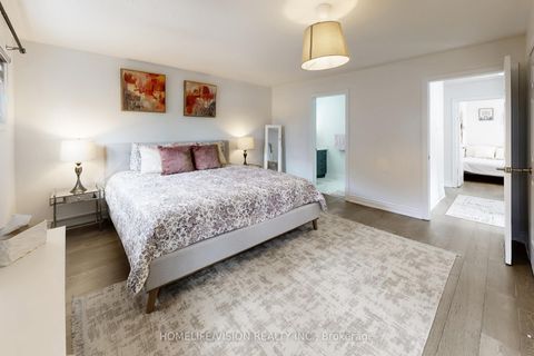 Photo 21 at 2 Prestwick Avenue, Maple, Vaughan