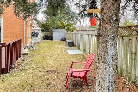 Photo 41 at 2 Prestwick Avenue, Maple, Vaughan