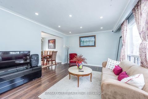 Photo 6 at 7258 Vernor Drive, Malton, Mississauga