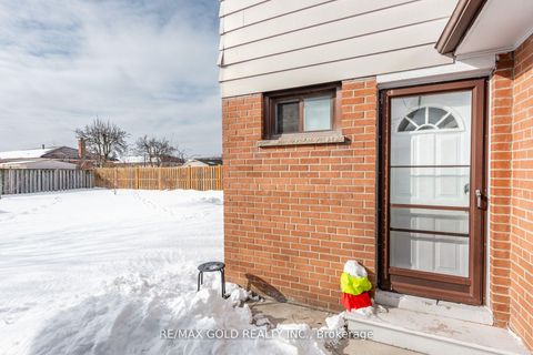 Photo 36 at 7258 Vernor Drive, Malton, Mississauga