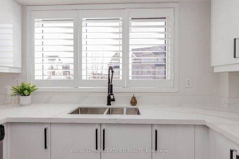 Photo 14 at 91 Aquatic Ballet Path, Windfields, Oshawa