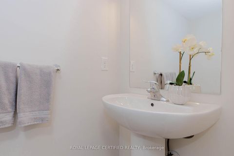 Photo 16 at 91 Aquatic Ballet Path, Windfields, Oshawa