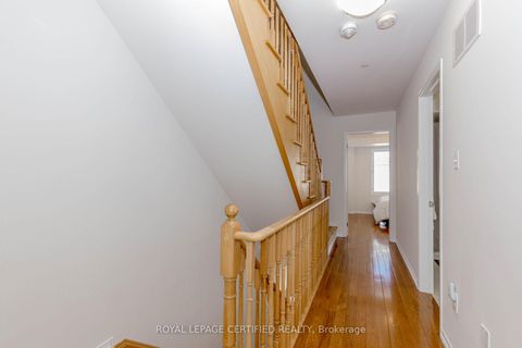 Photo 19 at 91 Aquatic Ballet Path, Windfields, Oshawa