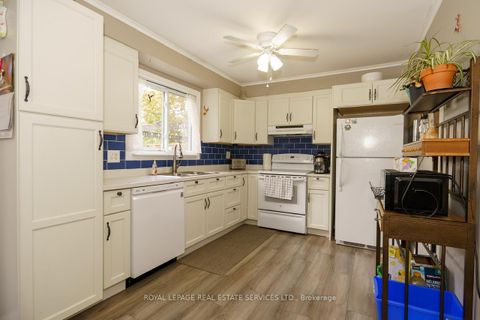 Photo 16 at 114 Elizabeth Street, Ardagh, Barrie