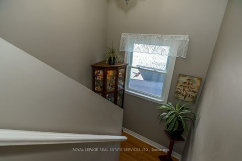 Photo 20 at 114 Elizabeth Street, Ardagh, Barrie