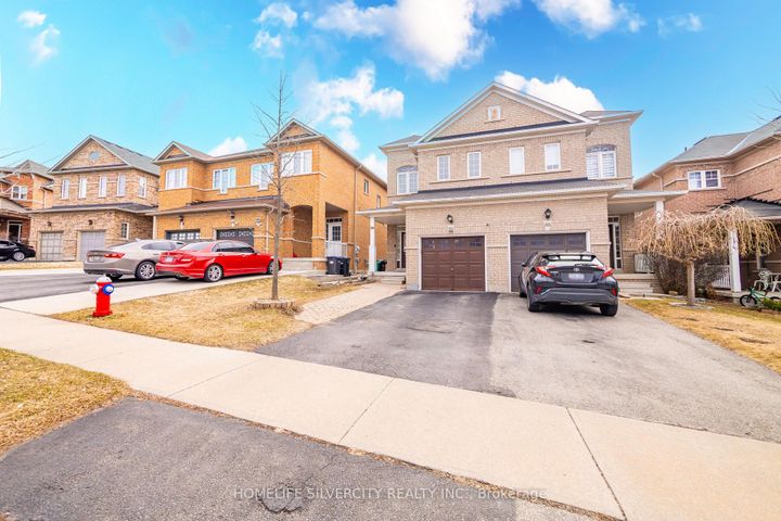 Photo 3 at 86 Silent Pond Crescent, Madoc, Brampton