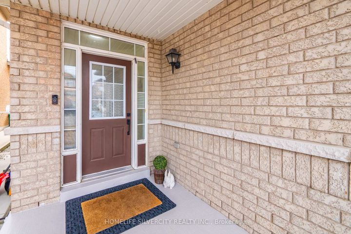 Photo 7 at 86 Silent Pond Crescent, Madoc, Brampton