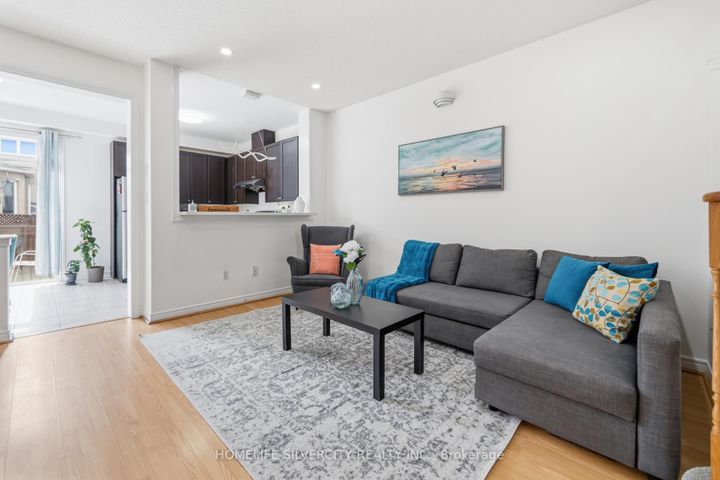 Photo 14 at 86 Silent Pond Crescent, Madoc, Brampton