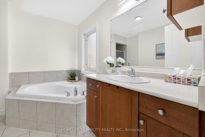 Photo 35 at 86 Silent Pond Crescent, Madoc, Brampton