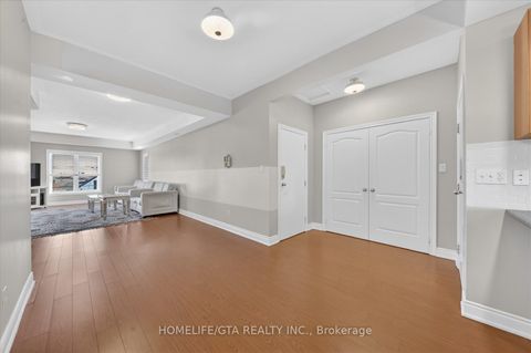 Photo 7 at 368 Pine Avenue, Vanier, Oshawa