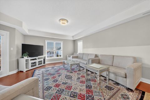 Photo 10 at 368 Pine Avenue, Vanier, Oshawa