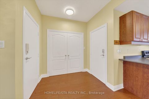 Photo 26 at 368 Pine Avenue, Vanier, Oshawa