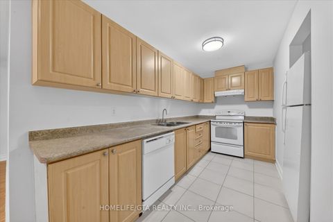 Photo 44 at 368 Pine Avenue, Vanier, Oshawa