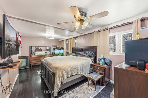 Photo 9 at 127 Kitchener Road, West Hill, Toronto