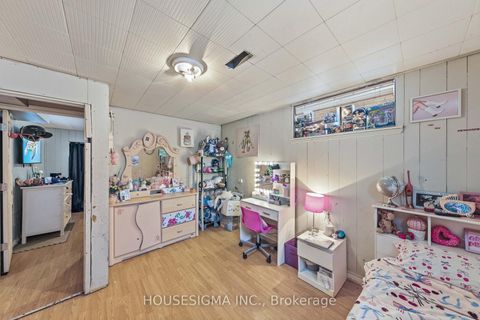 Photo 25 at 127 Kitchener Road, West Hill, Toronto