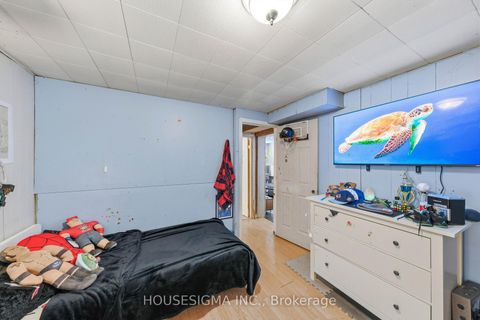 Photo 26 at 127 Kitchener Road, West Hill, Toronto