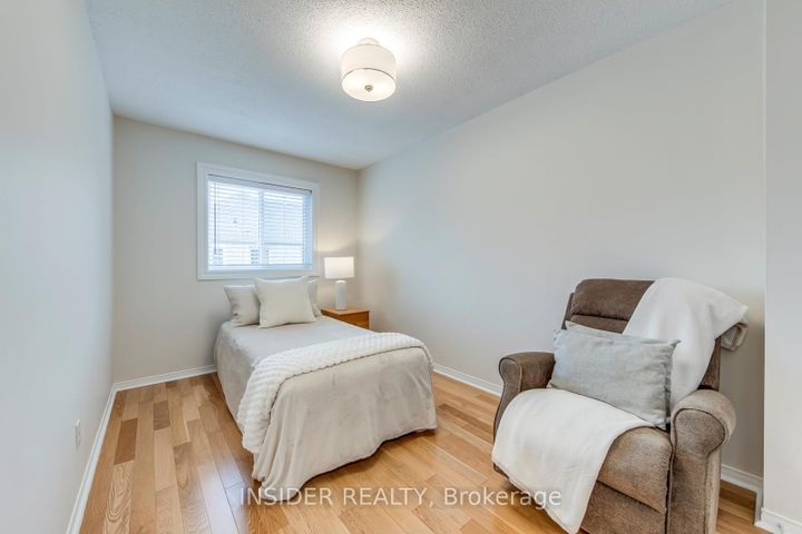 Photo 34 at 14 - 455 Apache Court, Hurontario, Mississauga