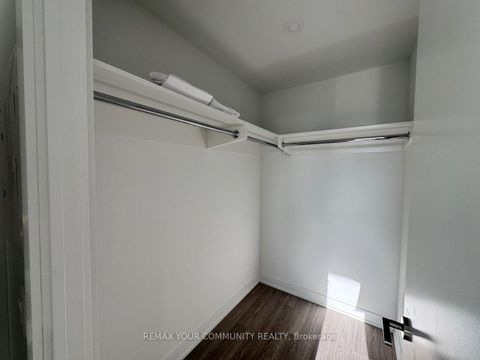 Photo 10 at 332 - 8188 Yonge Street, Uplands, Vaughan