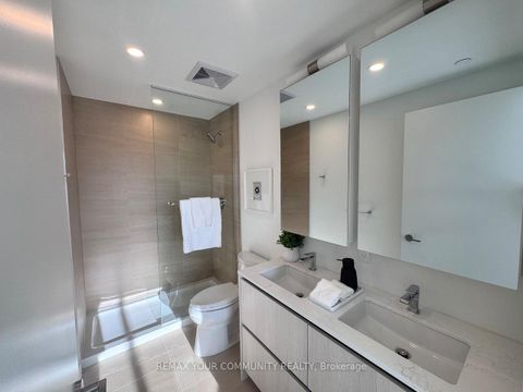Photo 13 at 332 - 8188 Yonge Street, Uplands, Vaughan