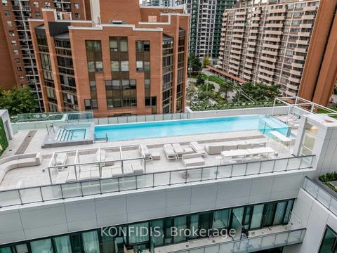 Photo 22 at 732 - 161 Roehampton Avenue, Mount Pleasant East, Toronto