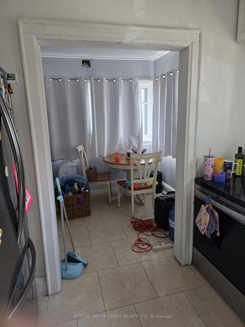 Photo 10 at 85 Maple Avenue, City Centre, Barrie