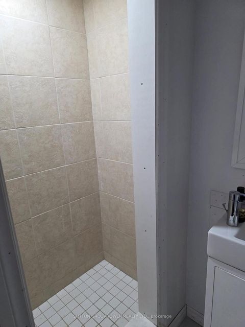 Photo 12 at 85 Maple Avenue, City Centre, Barrie