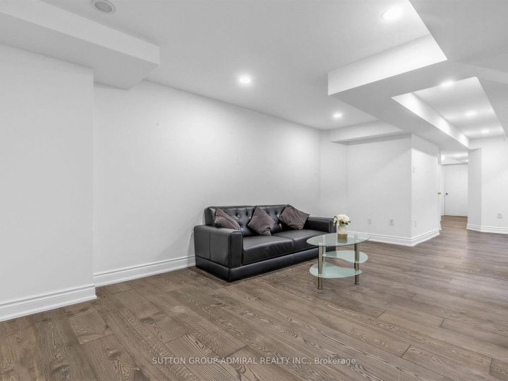 Photo 28 at 38 Elderbrook Crescent, Patterson, Vaughan