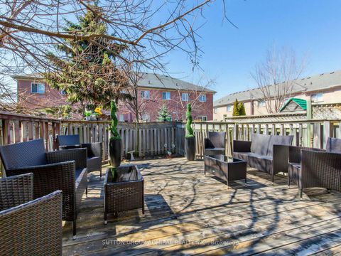 Photo 32 at 38 Elderbrook Crescent, Patterson, Vaughan