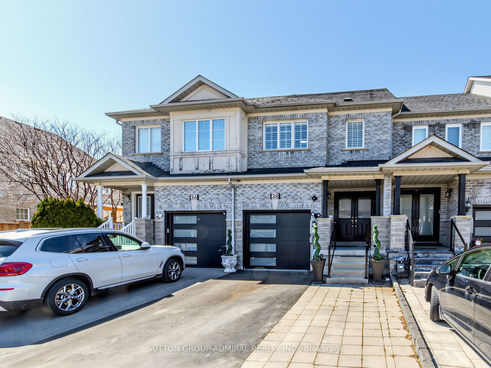 38 Elderbrook Crescent, Patterson, Vaughan by Loree Meneguzzi Real Estate 38 Elderbrook Crescent, Patterson, Vaughan