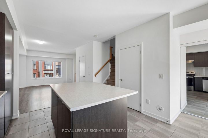 Photo 5 at 203 - 1525 Kingston Road, Town Centre, Pickering