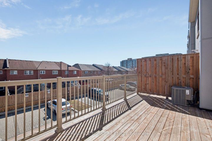 Photo 13 at 203 - 1525 Kingston Road, Town Centre, Pickering