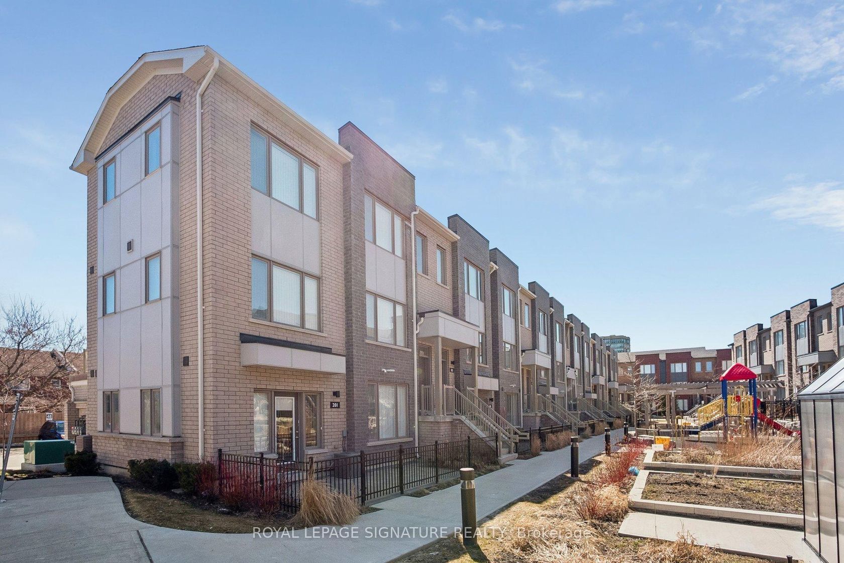 203 - 1525 Kingston Road, Town Centre, Pickering 2