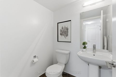 Photo 11 at 606 - 372 Highway 7 E Road, Doncrest, Richmond Hill