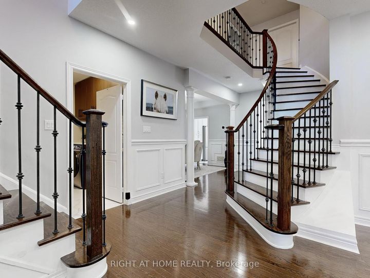 Photo 8 at 116 Summerlyn Trail, Bradford, Bradford West Gwillimbury