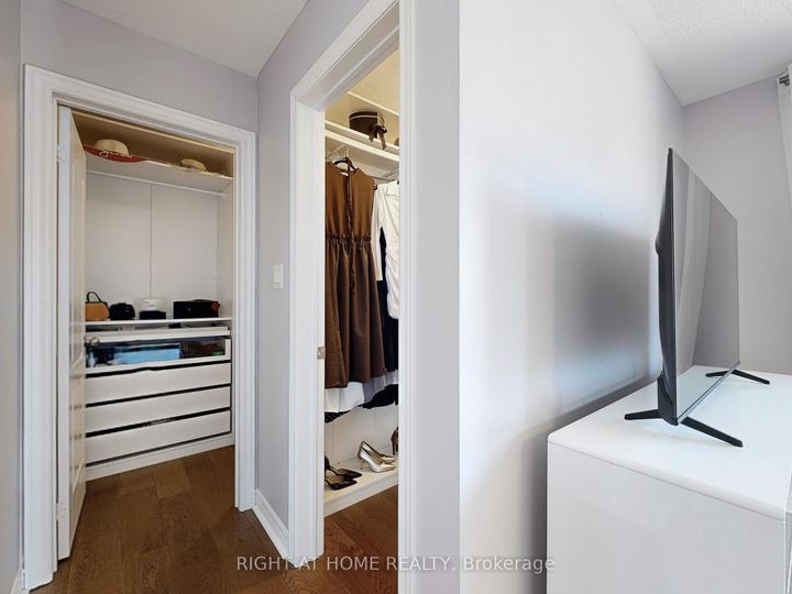 Photo 27 at 116 Summerlyn Trail, Bradford, Bradford West Gwillimbury