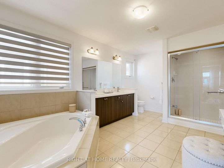 Photo 28 at 116 Summerlyn Trail, Bradford, Bradford West Gwillimbury