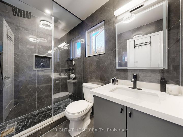 Photo 34 at 116 Summerlyn Trail, Bradford, Bradford West Gwillimbury