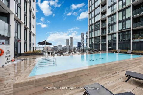 Photo 12 at 608 - 158 Front Street, Moss Park, Toronto