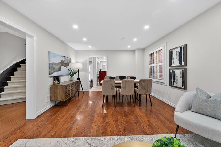 Photo 8 at 120 Brookmill Drive, Brownridge, Vaughan