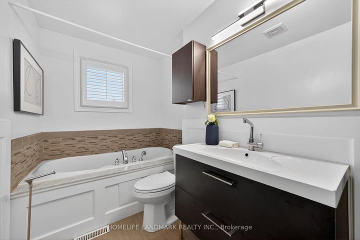 Photo 19 at 120 Brookmill Drive, Brownridge, Vaughan