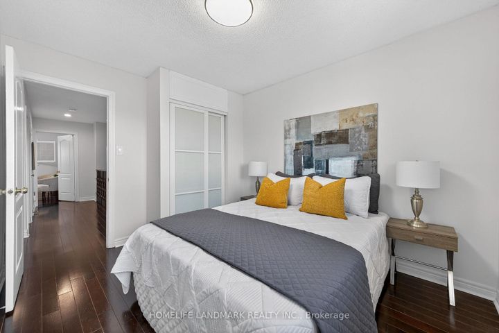 Photo 22 at 120 Brookmill Drive, Brownridge, Vaughan