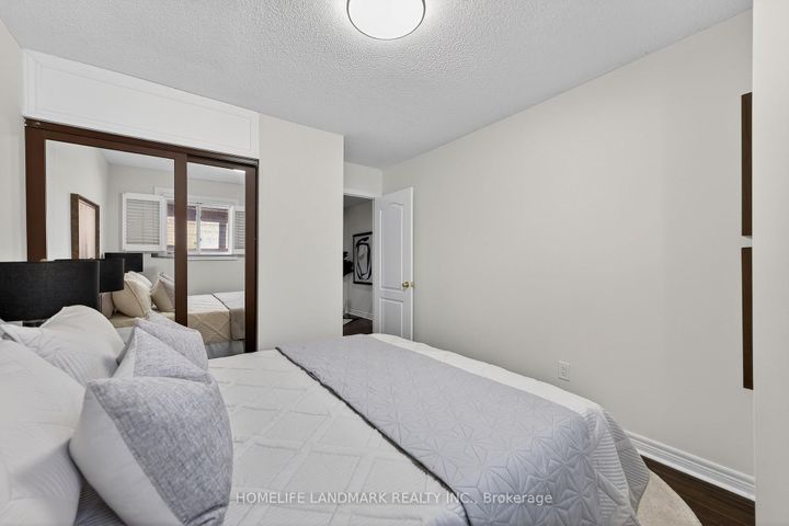 Photo 26 at 120 Brookmill Drive, Brownridge, Vaughan