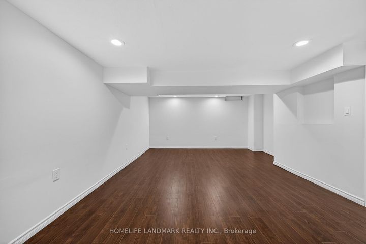 Photo 33 at 120 Brookmill Drive, Brownridge, Vaughan