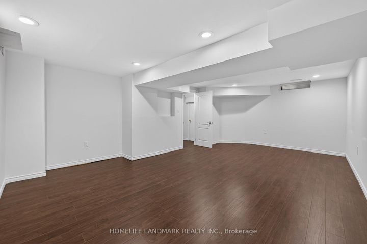 Photo 34 at 120 Brookmill Drive, Brownridge, Vaughan