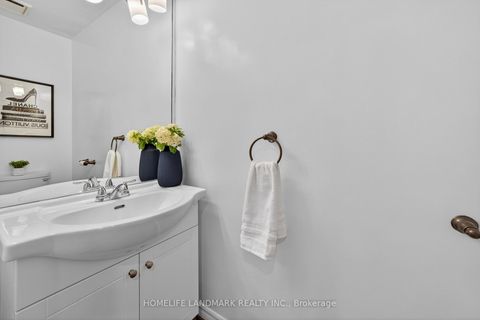 Photo 5 at 120 Brookmill Drive, Brownridge, Vaughan