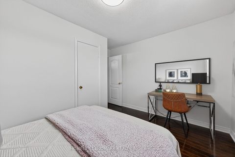 Photo 24 at 120 Brookmill Drive, Brownridge, Vaughan