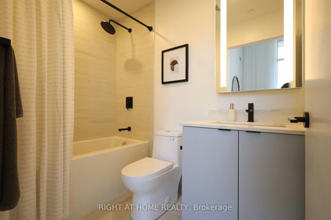 Photo 21 at 204 - 285 Dufferin Street, South Parkdale, Toronto