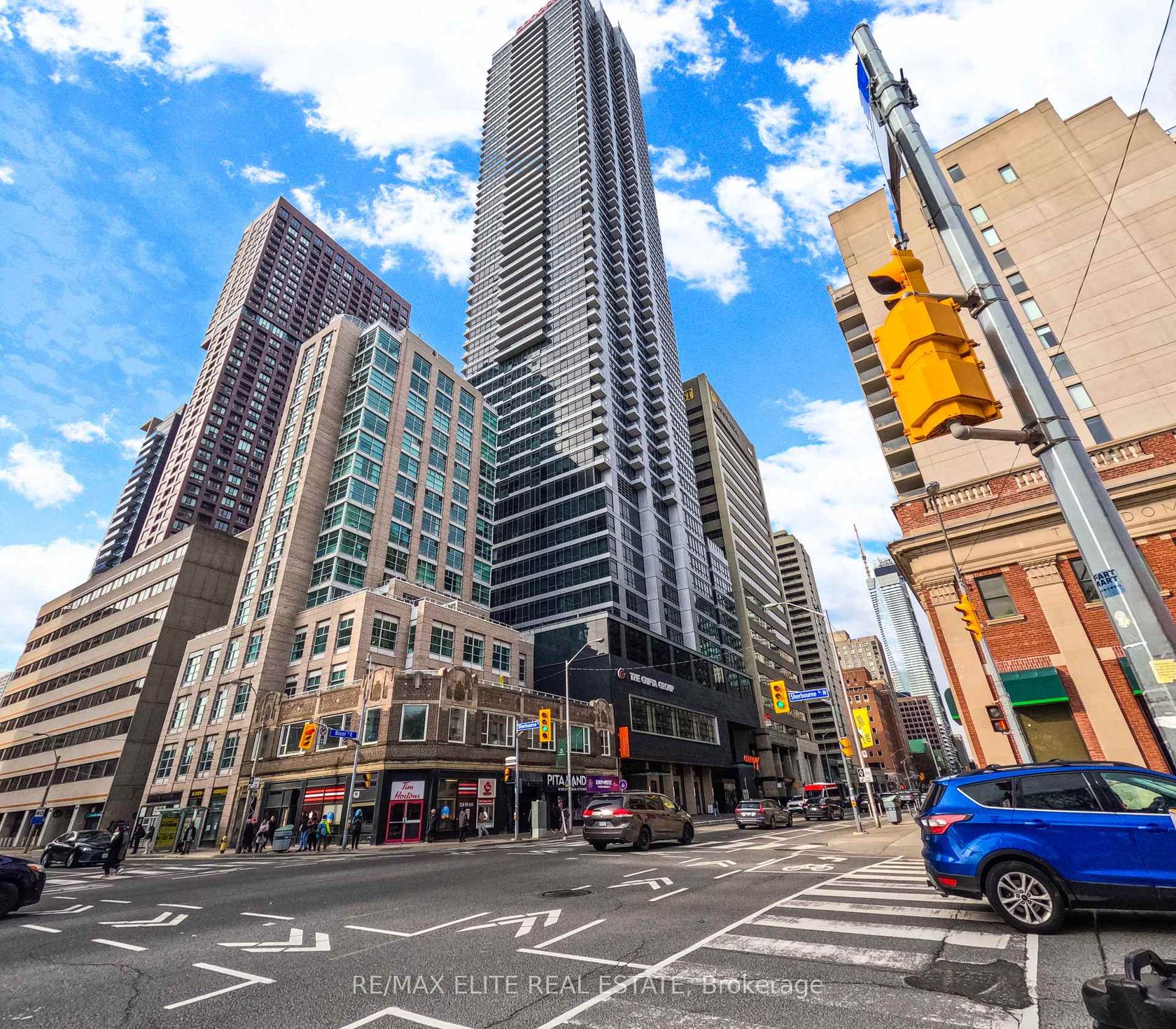 1711 - 395 Bloor Street E, North St. James Town, Toronto by Loree Meneguzzi Real Estate 1711 - 395 Bloor Street E, North St. James Town, Toronto