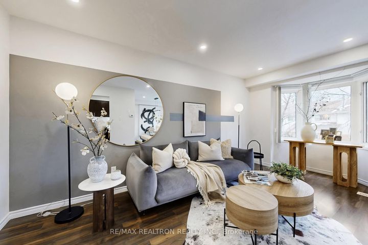 Photo 4 at 39 - 4600 Kimbermount Avenue, Central Erin Mills, Mississauga