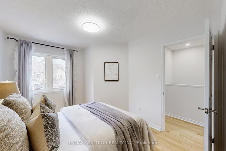 Photo 22 at 39 - 4600 Kimbermount Avenue, Central Erin Mills, Mississauga